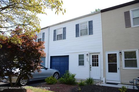 644 Randall Way, Aberdeen, NJ 07747
