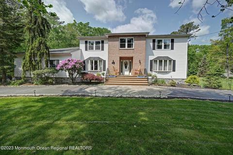 38 Pittenger Pond Rd, Freehold, NJ 07728