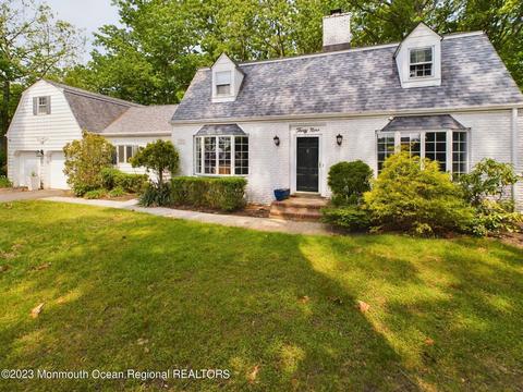 39 Cold Indian Springs Rd, Ocean, NJ 07712