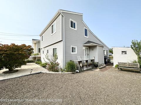 28 Marguerite Ln, Beach Haven West, NJ 08050