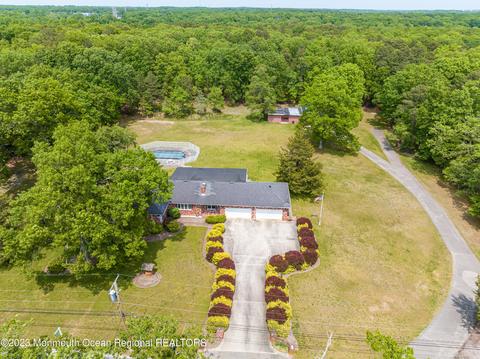 291 Clearstream Rd, Jackson, NJ 08527 photo 3