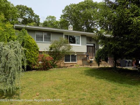 776 Lexington Dr, Brick, NJ 08724