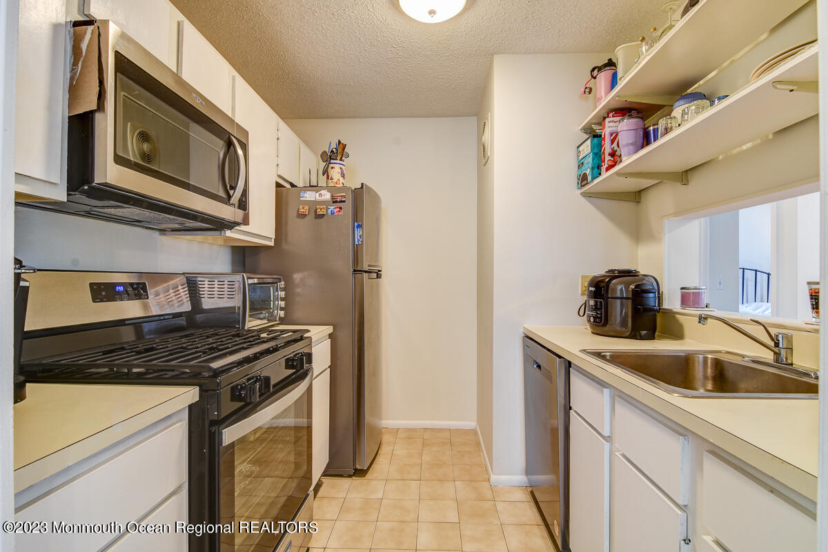 703 Daffodil Dr, Jackson, NJ 08527 photo 8