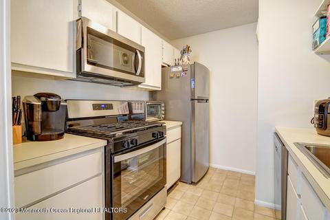 703 Daffodil Dr, Jackson, NJ 08527 photo 7