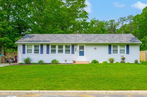 14 Park Ave, Bayville, NJ 08721