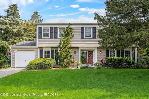 112 Walchest Dr, Toms River, NJ 08753
