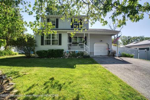 317 Green Acres Rd, Manchester, NJ 08759
