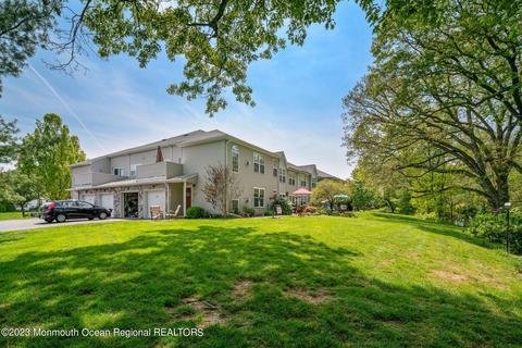 424 Deuce Dr, Wall, NJ 07719 photo 3