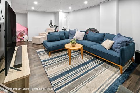 424 Deuce Dr, Wall, NJ 07719 photo 32