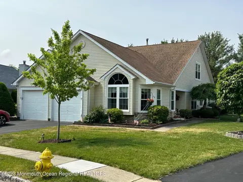 2310 Logan Ct, Toms River, NJ 08755