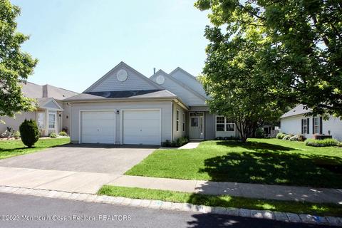 36 Eleanor Rd, Manchester, NJ 08759