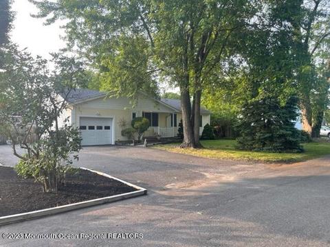 430 Ravenswood Pl, Brick, NJ 08724