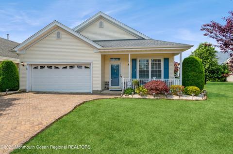 9 Quail Rd, Barnegat, NJ 08005