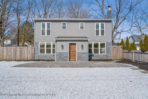 1 Marl Rd, Farmingdale, NJ 07727