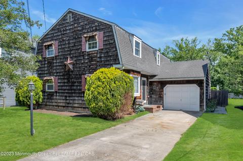 44 Ridge Ave, Manasquan, NJ 08736