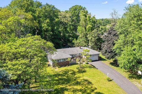 9 Eagle Hill Rd, Holmdel, NJ 07733
