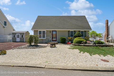 120 Anita Dr, Manahawkin, NJ 08050