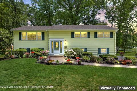 94 Leedsville Dr, Lincroft, NJ 07738