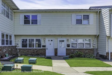 6 Connecticut Ct #879, Matawan, NJ 07747
