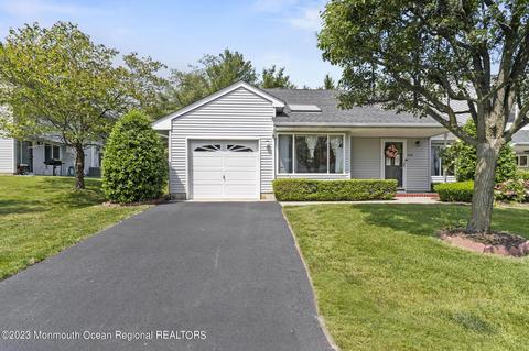 1222 Holmes Ct, Neptune City, NJ 07753