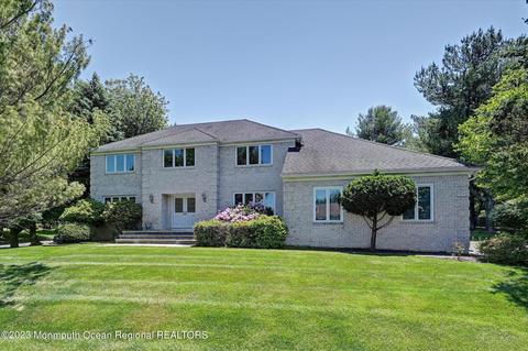 201 Nottingham Rd, Morganville, NJ 07751