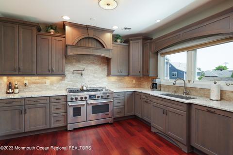 8 Benton Ave, Leonardo, NJ 07737 photo 6