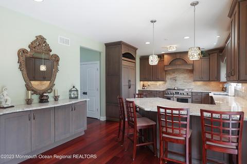 8 Benton Ave, Leonardo, NJ 07737 photo 5