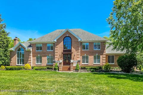 4 Bordeaux Ln, Holmdel, NJ 07733