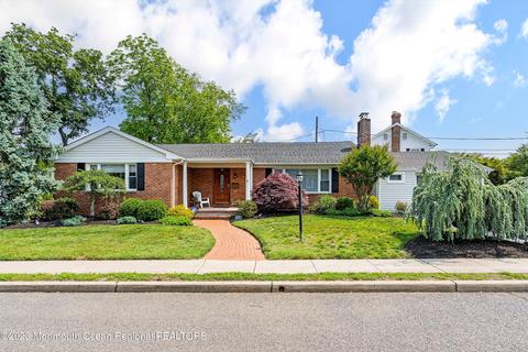 3 Caro Ct, Red Bank, NJ 07701