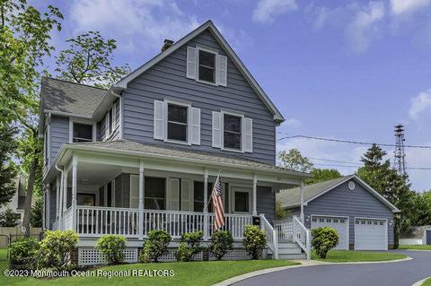 37 Middletown Ave, Atlantic Highlands, NJ 07716
