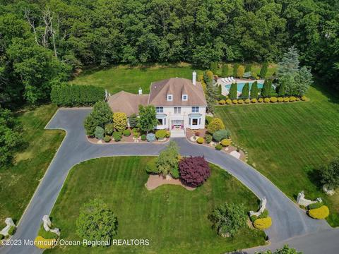 4 Graham Pl, Millstone, NJ 08535