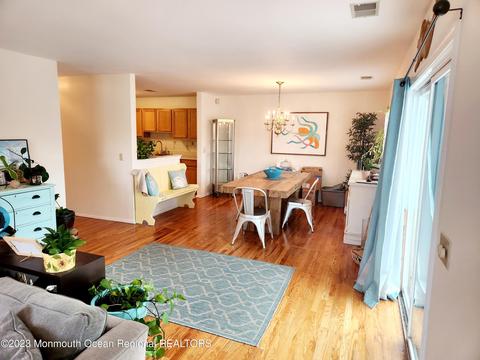 390 Deuce Dr, Wall, NJ 07719 photo 4