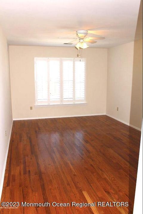 390 Deuce Dr, Wall, NJ 07719 photo 10