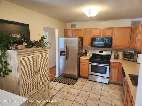 390 Deuce Dr, Wall, NJ 07719 photo 6