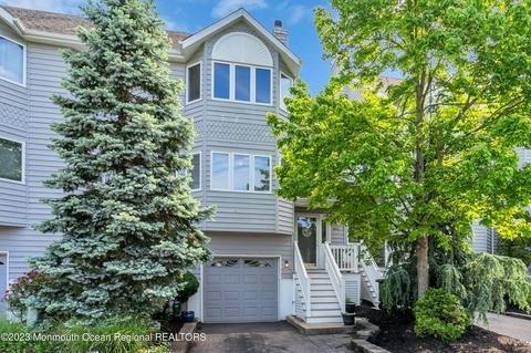 302 Scarlet Ct #3002, Toms River, NJ 08753