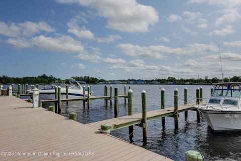 77 E Water St #4, Toms River, NJ 08753