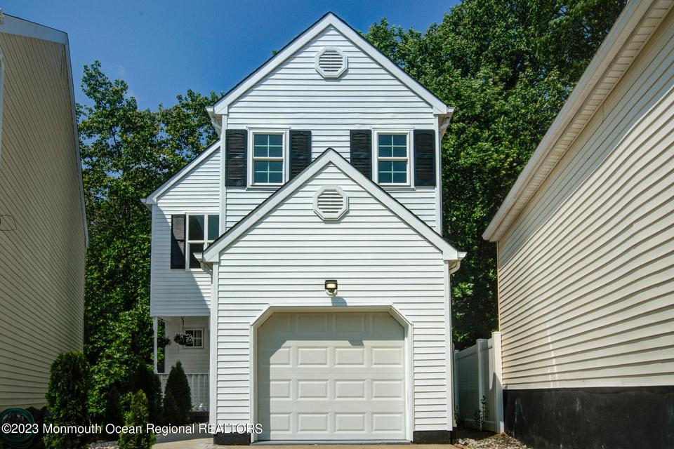  41 Oak Knoll Dr, Matawan, NJ 07747 photo 1
