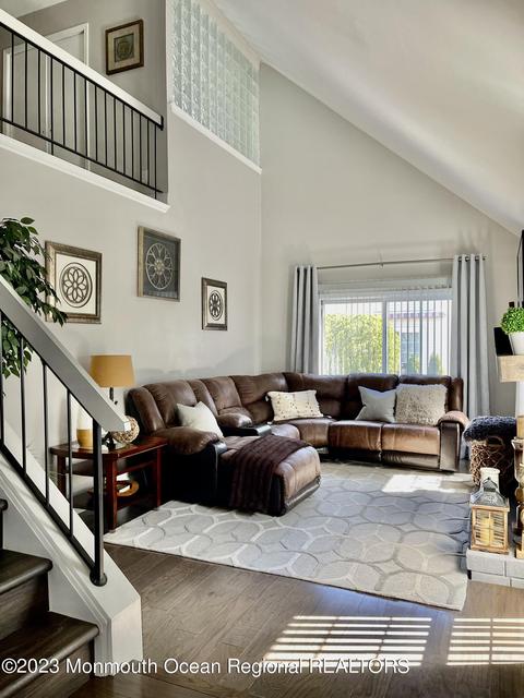 8 Petunia Pl, Freehold, NJ 07728