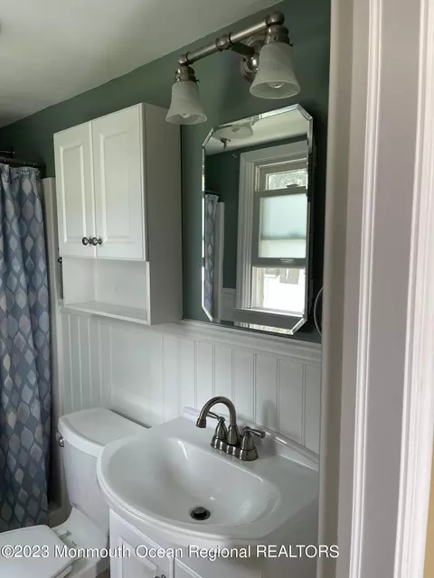 29 Brown Ave, Pine Beach, NJ 08741 photo 33