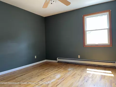 29 Brown Ave, Pine Beach, NJ 08741 photo 9