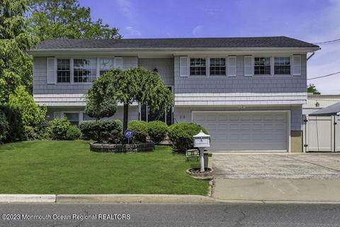 20 Monroe St, Keyport, NJ 07735