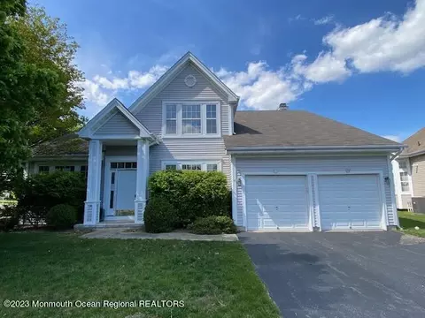 14 Shoal Dr, Barnegat, NJ 08005