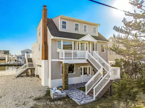 344 Morris Blvd, Beach Haven West, NJ 08050