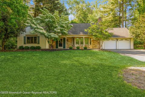 20 Incline Pl, Aberdeen, NJ 07747