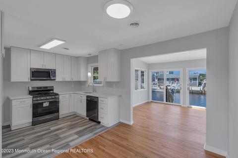 414 Whyatt Ct, Forked River, NJ 08731 photo 8