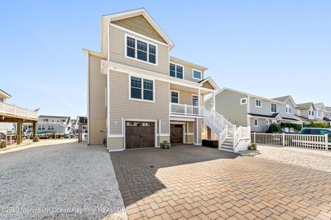 1494 Paul Blvd, Manahawkin, NJ 08050