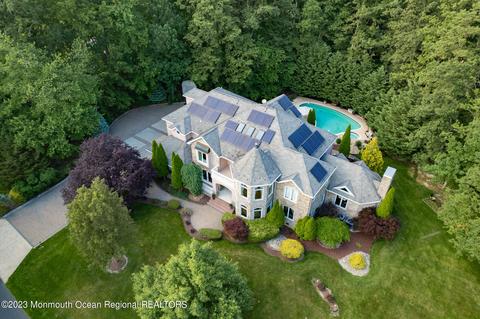 2 Graham Pl, Millstone, NJ 08535