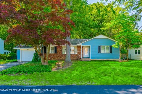 19 Green Hill Dr, Brick, NJ 08724