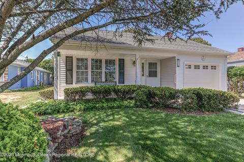 33 Kinkora Ct W, Toms River, NJ 08757