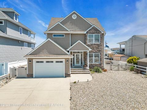 93 Archer Ave S, Bayville, NJ 08721